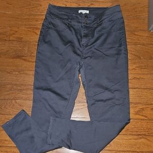 LOVE FIRE DOUBLE STACK GRAY STRETCH SKINNY JEANS Sz Jr. 11